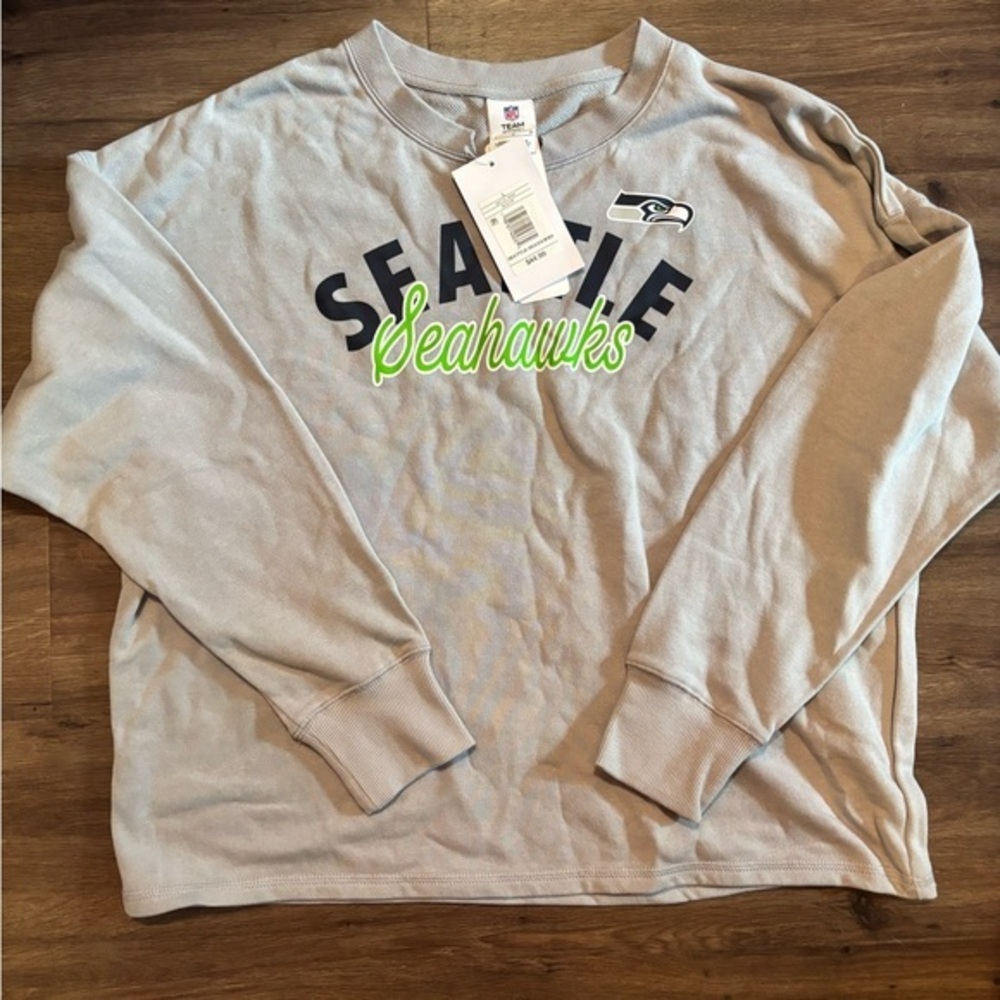 Seattle Seahawks Gray Sweatshirt NWT #839 bin 1